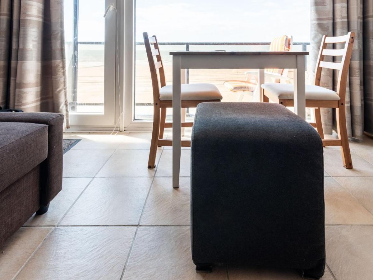 Contemporary In With Balcony Ostende