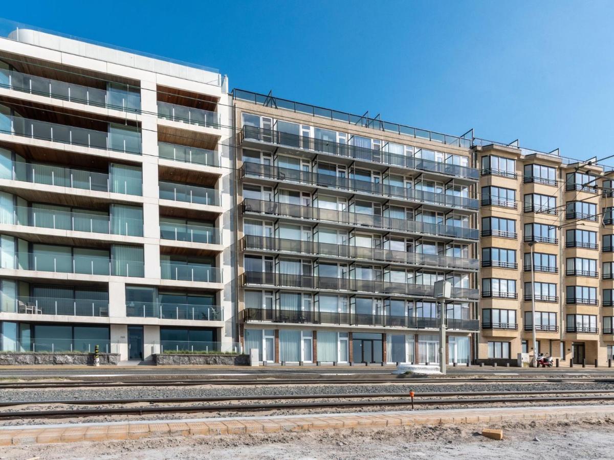 Apartamento Contemporary In With Balcony
