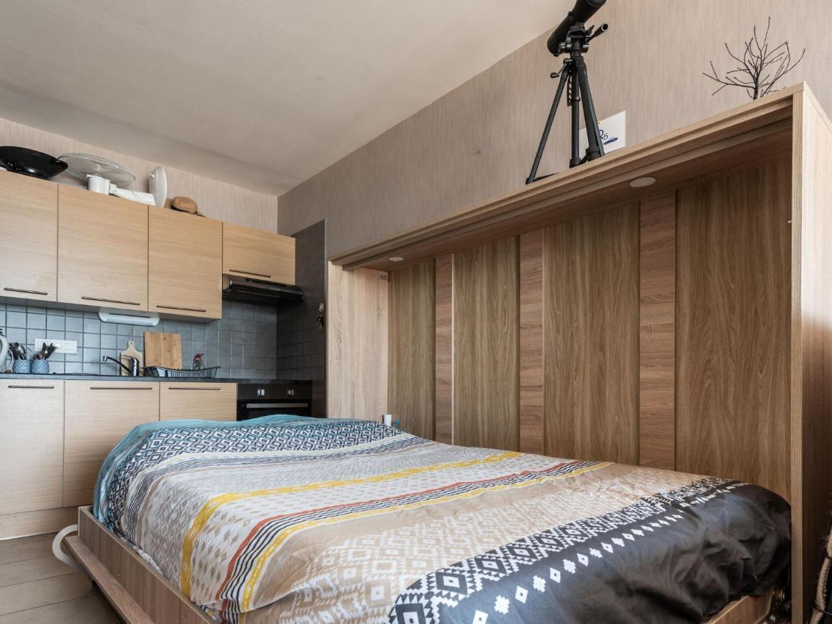 Contemporary In With Balcony Apartamento Ostend